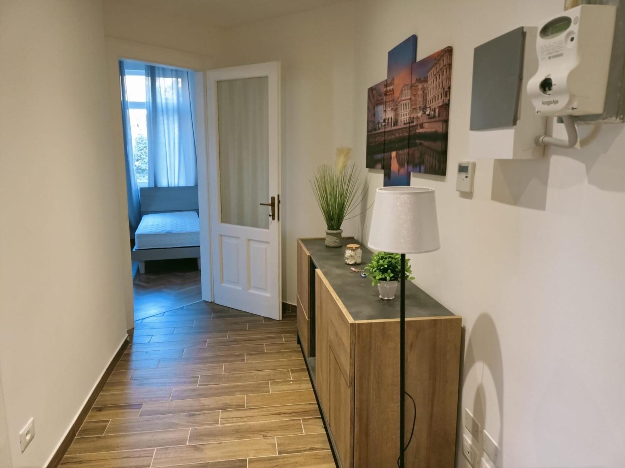 Appartamento Casa Perugino Trieste Esterno foto
