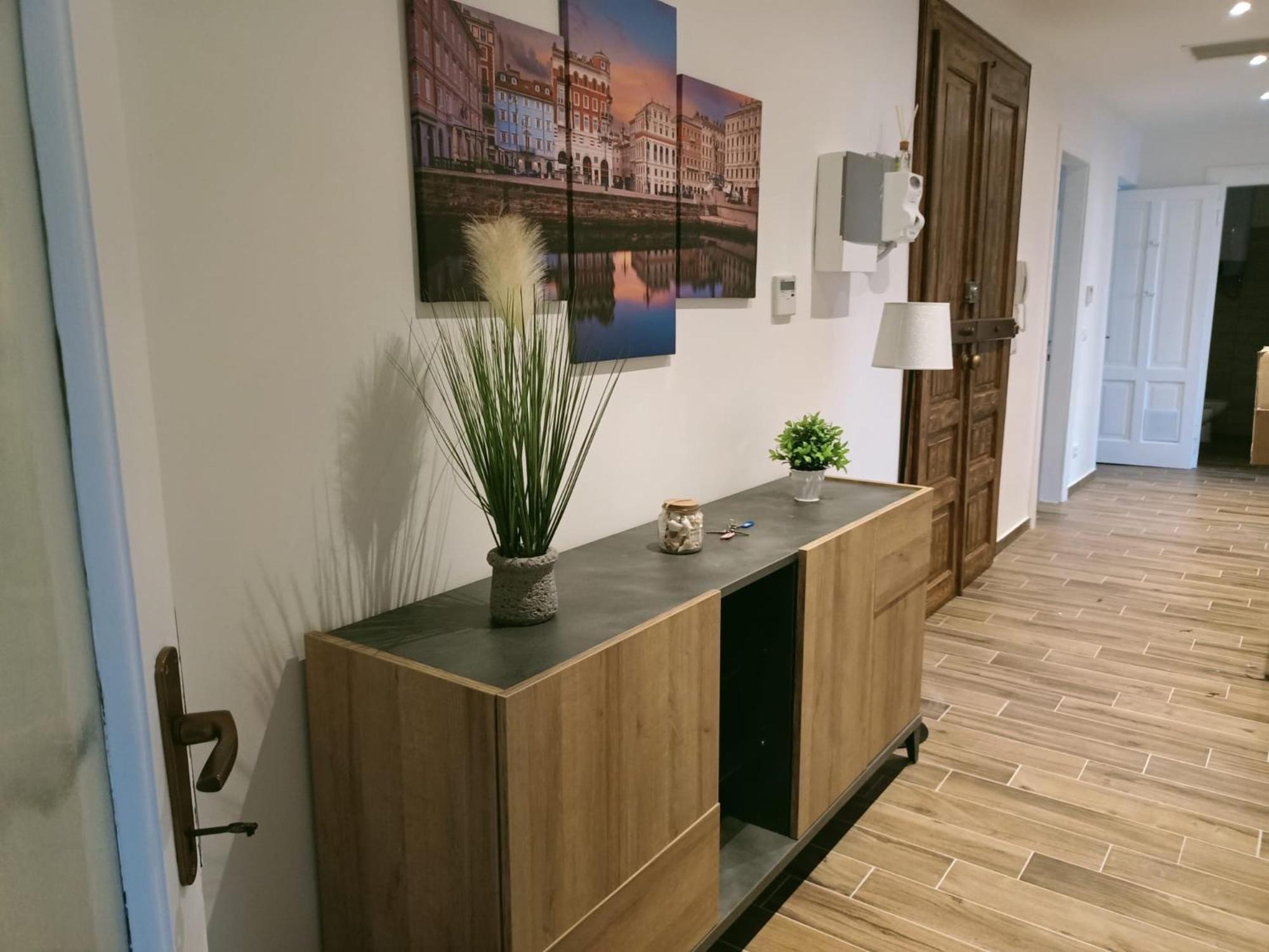 Appartamento Casa Perugino Trieste Esterno foto