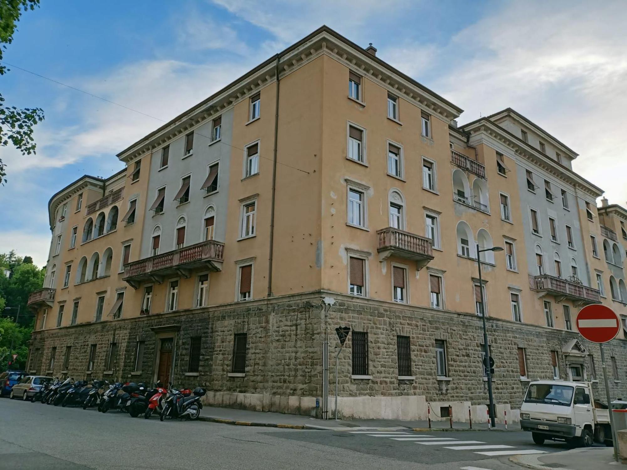Appartamento Casa Perugino Trieste Esterno foto